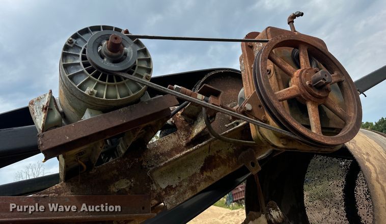 image for item DP6709 Vibrating conveyor