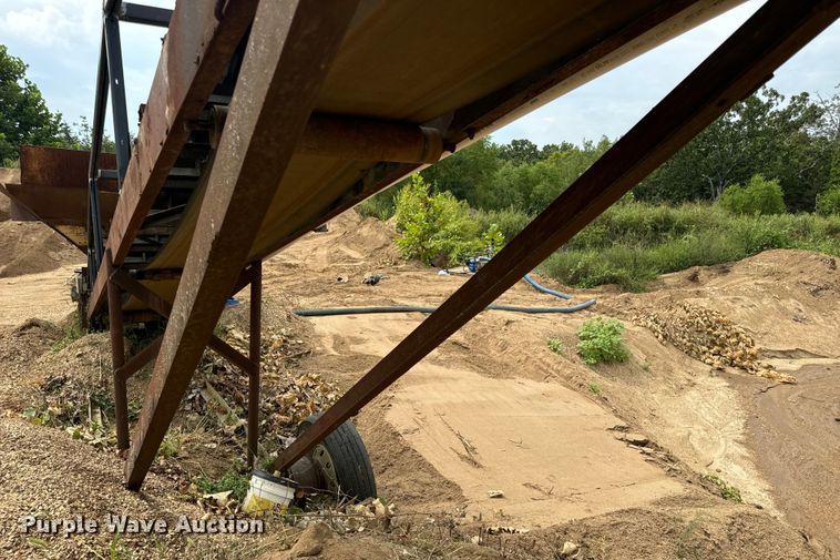 image for item DP6709 Vibrating conveyor