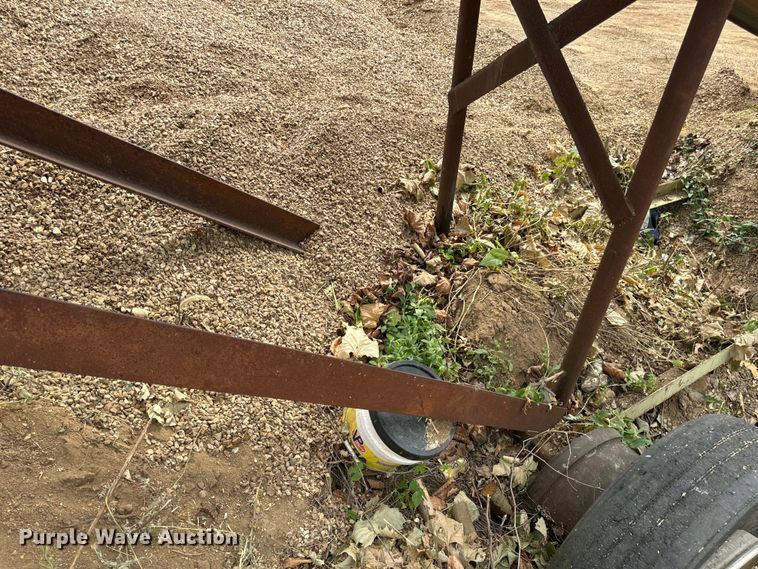 image for item DP6709 Vibrating conveyor