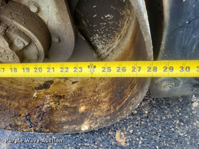 image for item DQ3622 2000 Ingersoll Rand  DD-30 double drum vibratory roller