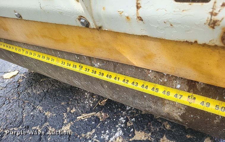 image for item DQ3622 2000 Ingersoll Rand  DD-30 double drum vibratory roller