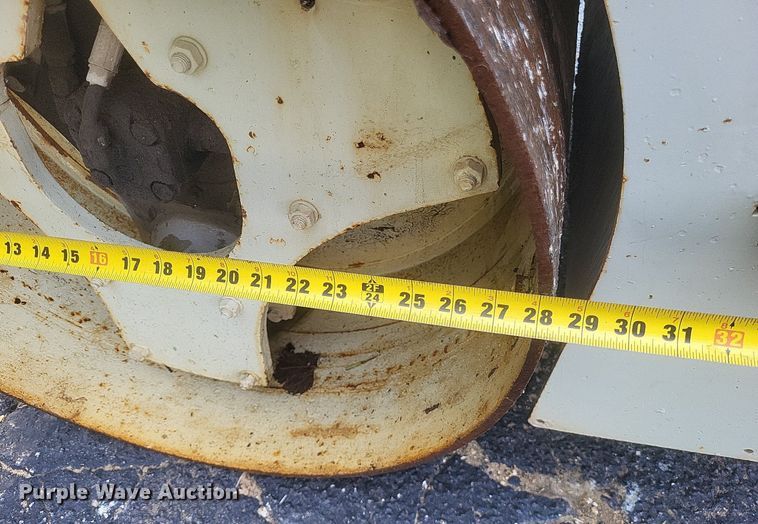 image for item DQ3622 2000 Ingersoll Rand  DD-30 double drum vibratory roller