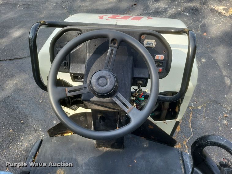 image for item DQ3622 2000 Ingersoll Rand  DD-30 double drum vibratory roller