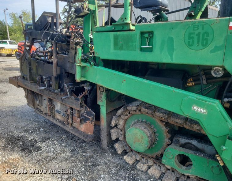 image for item DQ3624 1998 Caterpillar BG-225C paver