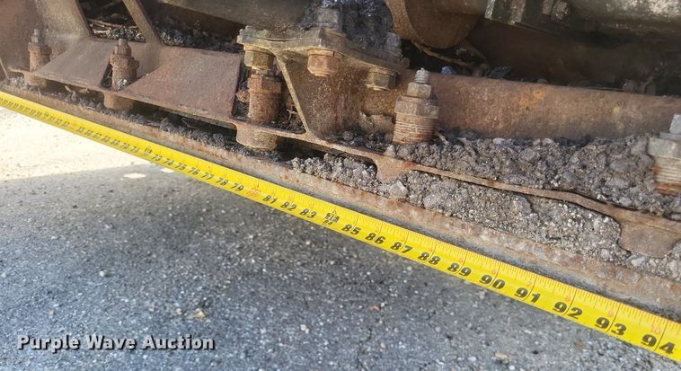 image for item DQ3624 1998 Caterpillar BG-225C paver