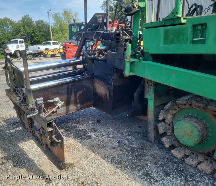 image for item DQ3624 1998 Caterpillar BG-225C paver