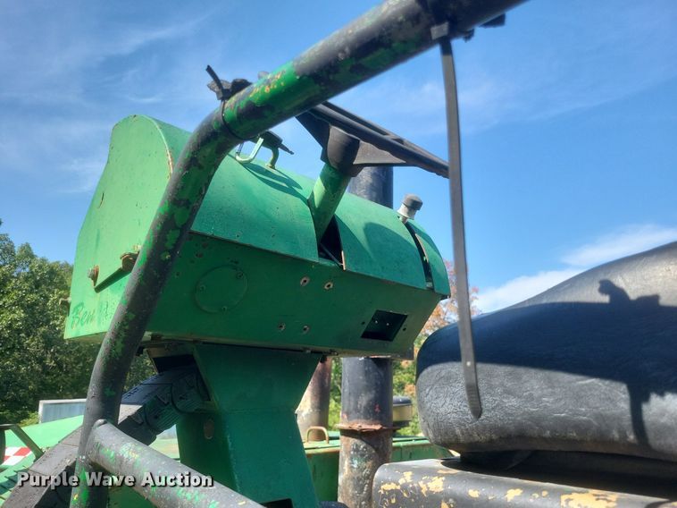 image for item DQ3624 1998 Caterpillar BG-225C paver