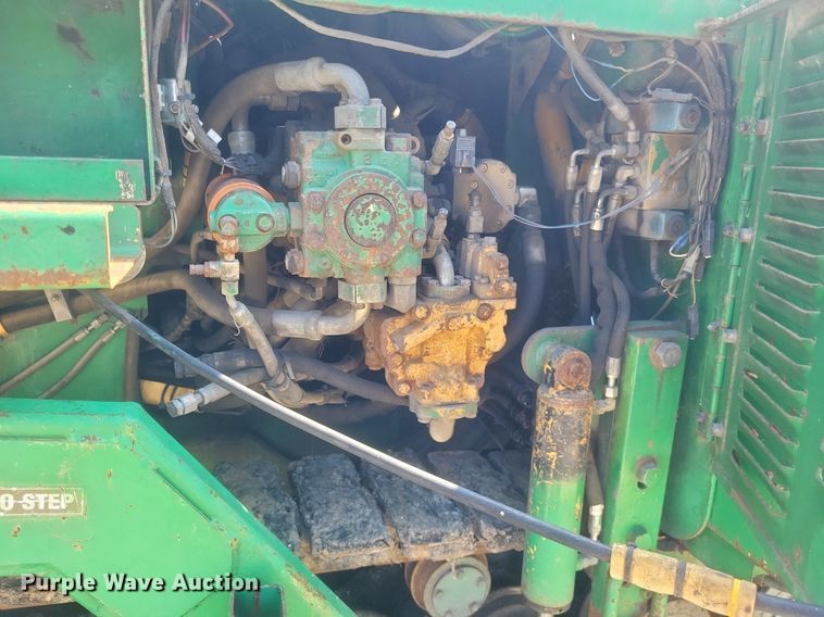 image for item DQ3624 1998 Caterpillar BG-225C paver