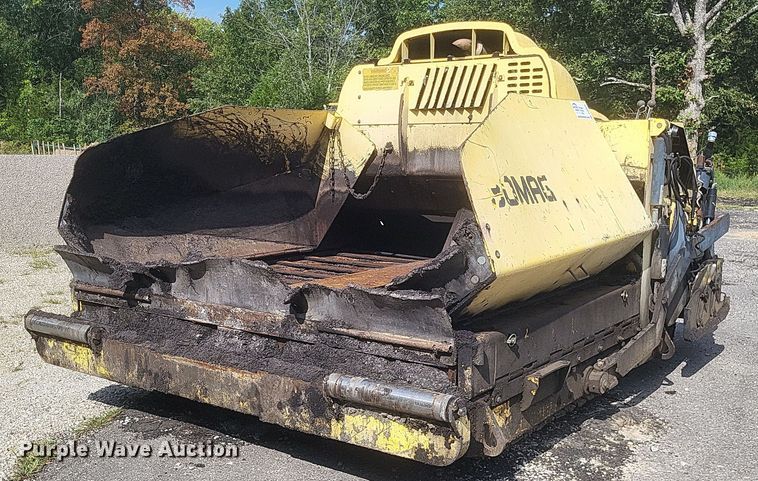 image for item DQ3625 2007 Bomag 814-2 paver