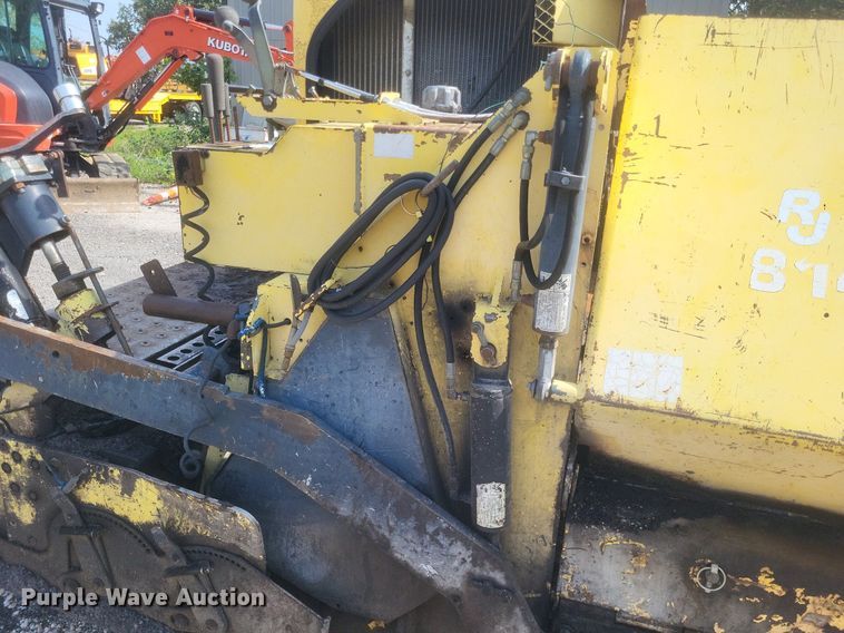 image for item DQ3625 2007 Bomag 814-2 paver