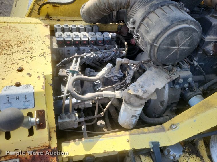 image for item DQ3625 2007 Bomag 814-2 paver