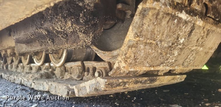 image for item DQ3625 2007 Bomag 814-2 paver