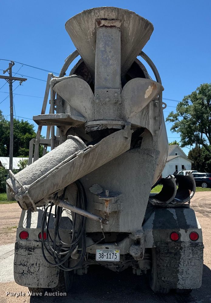 image for item DQ6783 1975 Mack ready mix truck