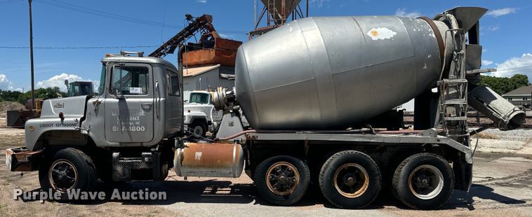 image for item DQ6783 1975 Mack ready mix truck