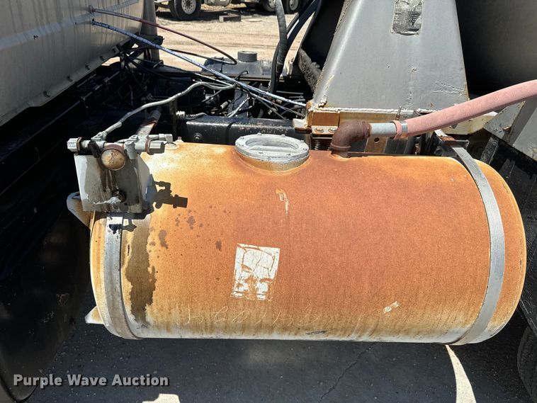 image for item DQ6783 1975 Mack ready mix truck