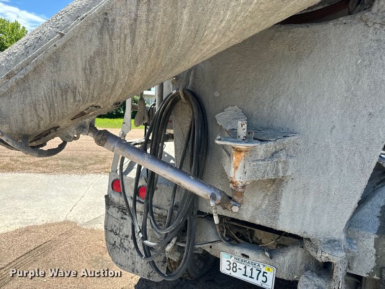 image for item DQ6783 1975 Mack ready mix truck