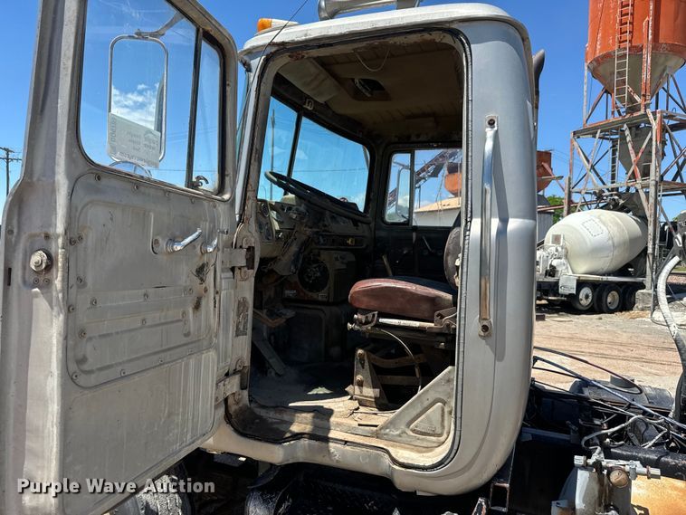image for item DQ6783 1975 Mack ready mix truck