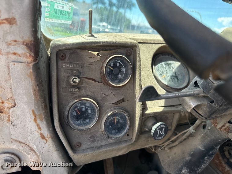 image for item DQ6783 1975 Mack ready mix truck