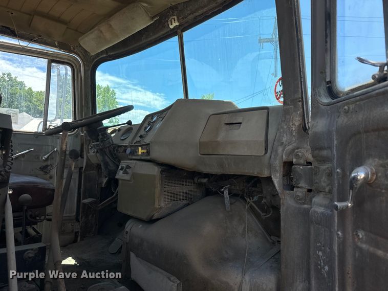 image for item DQ6783 1975 Mack ready mix truck