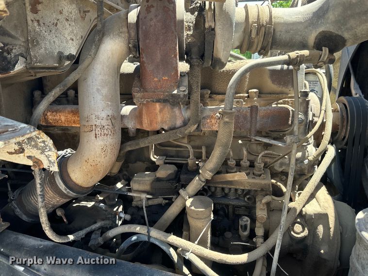 image for item DQ6783 1975 Mack ready mix truck