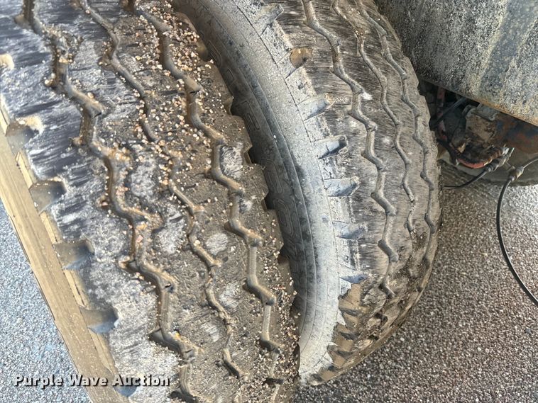 image for item DQ6783 1975 Mack ready mix truck