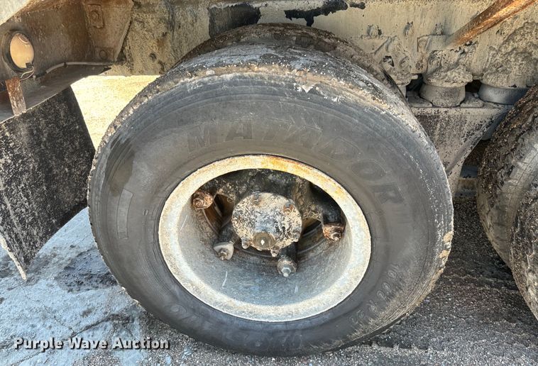 image for item DQ6783 1975 Mack ready mix truck