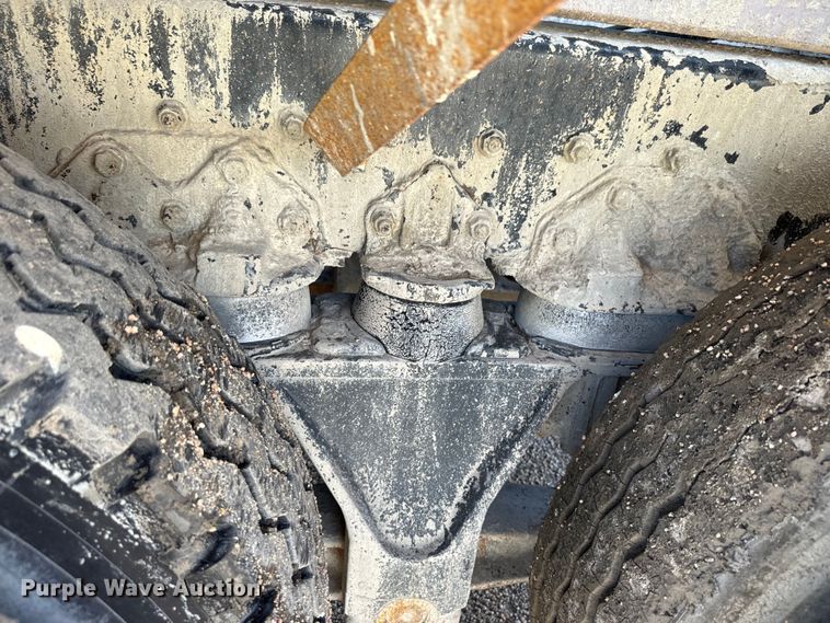 image for item DQ6783 1975 Mack ready mix truck