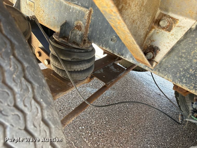 image for item DQ6783 1975 Mack ready mix truck