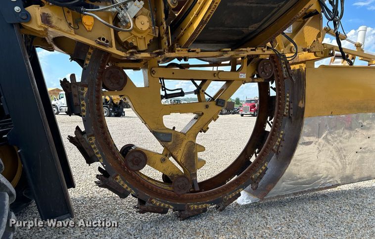 image for item DR2582 2017 Hydramaxx 2700 bucket wheel trencher