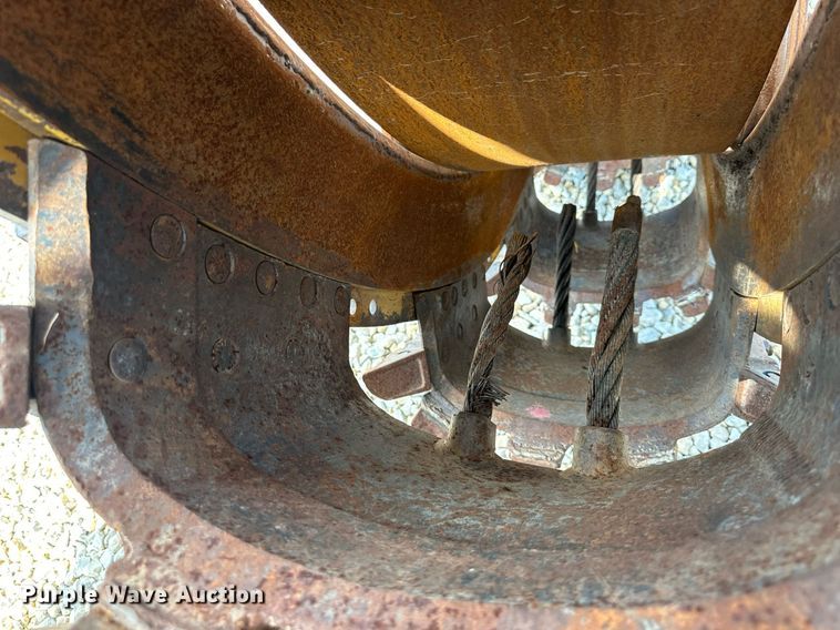 image for item DR2582 2017 Hydramaxx 2700 bucket wheel trencher