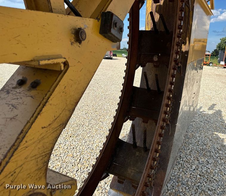 image for item DR2582 2017 Hydramaxx 2700 bucket wheel trencher