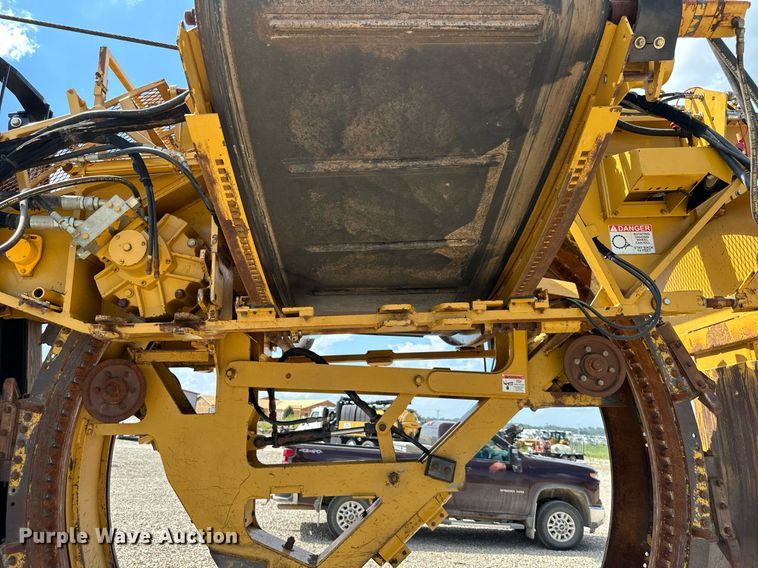 image for item DR2582 2017 Hydramaxx 2700 bucket wheel trencher