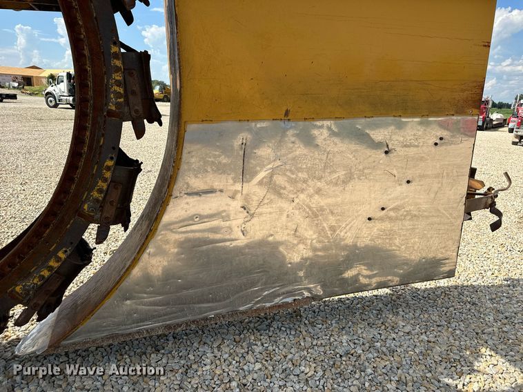 image for item DR2582 2017 Hydramaxx 2700 bucket wheel trencher