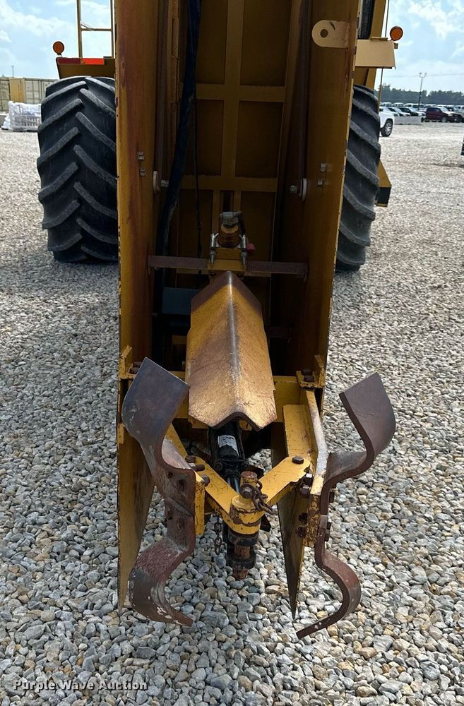 image for item DR2582 2017 Hydramaxx 2700 bucket wheel trencher