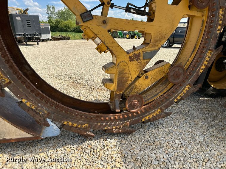 image for item DR2582 2017 Hydramaxx 2700 bucket wheel trencher