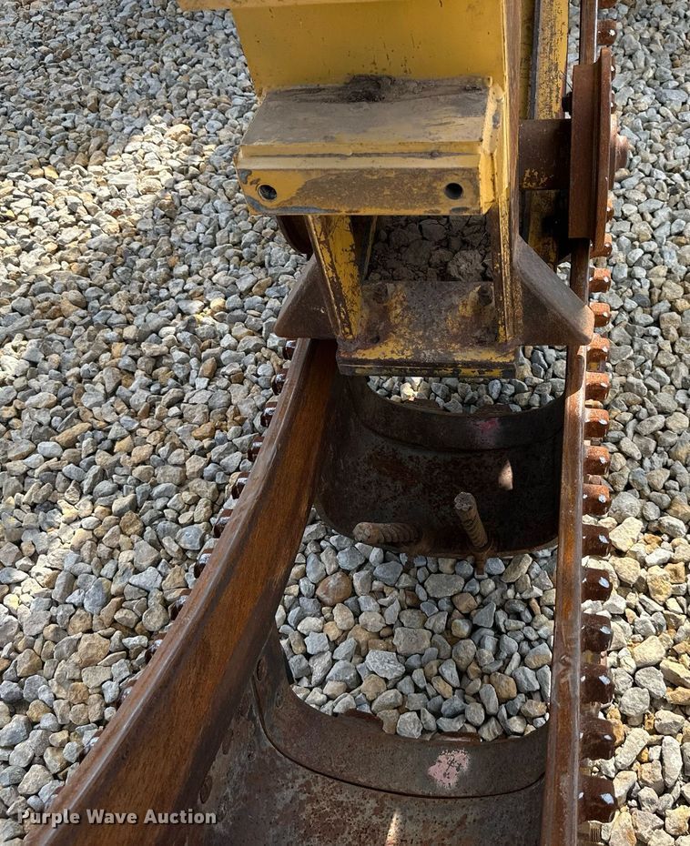 image for item DR2582 2017 Hydramaxx 2700 bucket wheel trencher