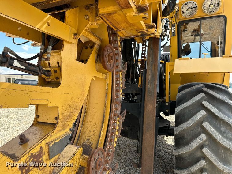 image for item DR2582 2017 Hydramaxx 2700 bucket wheel trencher