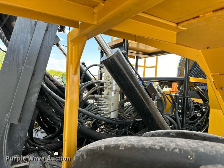 image for item DR2582 2017 Hydramaxx 2700 bucket wheel trencher