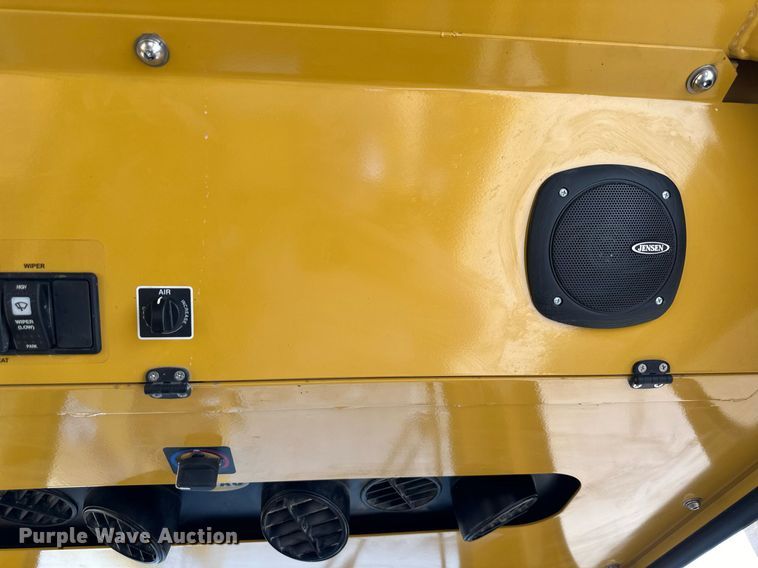 image for item DR2582 2017 Hydramaxx 2700 bucket wheel trencher