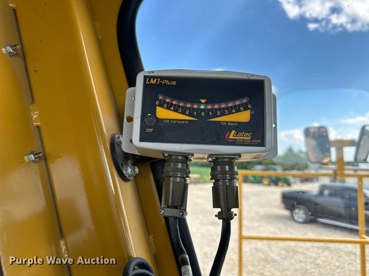 image for item DR2582 2017 Hydramaxx 2700 bucket wheel trencher