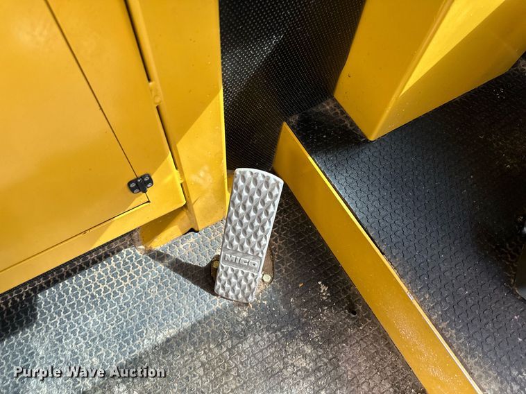 image for item DR2582 2017 Hydramaxx 2700 bucket wheel trencher