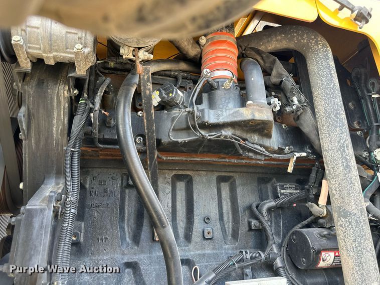 image for item DR2582 2017 Hydramaxx 2700 bucket wheel trencher