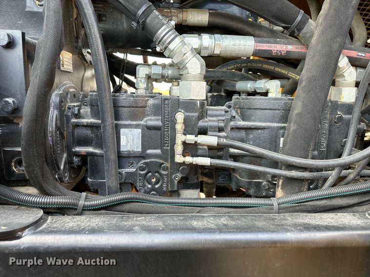 image for item DR2582 2017 Hydramaxx 2700 bucket wheel trencher