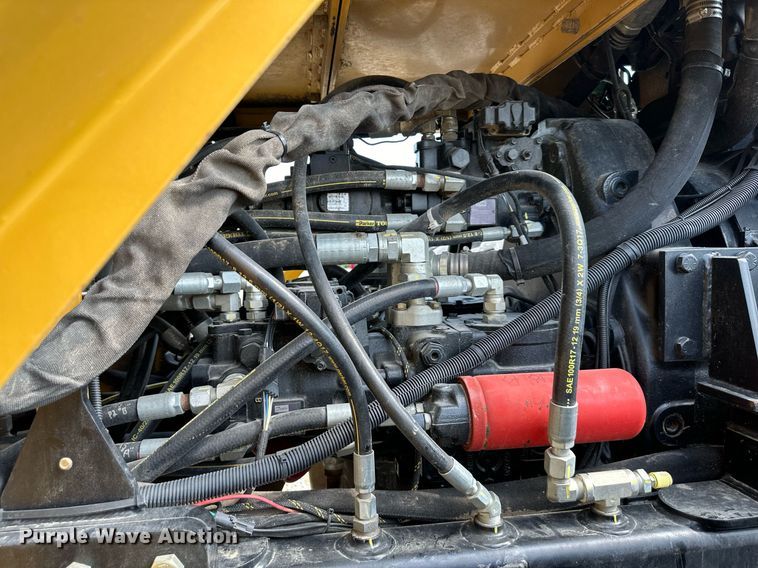 image for item DR2582 2017 Hydramaxx 2700 bucket wheel trencher