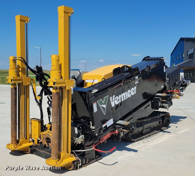 image for item DR4454 2022 Vermeer D24X40 Navigator Series III directional boring unit
