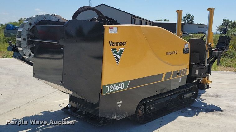 image for item DR4454 2022 Vermeer D24X40 Navigator Series III directional boring unit