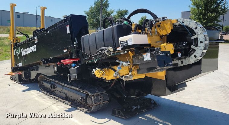 image for item DR4454 2022 Vermeer D24X40 Navigator Series III directional boring unit