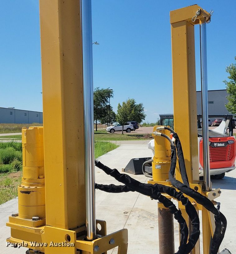 image for item DR4454 2022 Vermeer D24X40 Navigator Series III directional boring unit