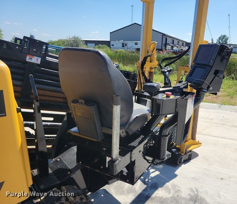 image for item DR4454 2022 Vermeer D24X40 Navigator Series III directional boring unit