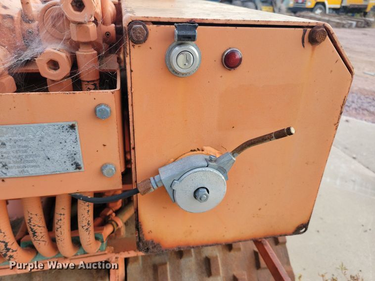 image for item DR4456 1986 Rammax Tramper trench compactor